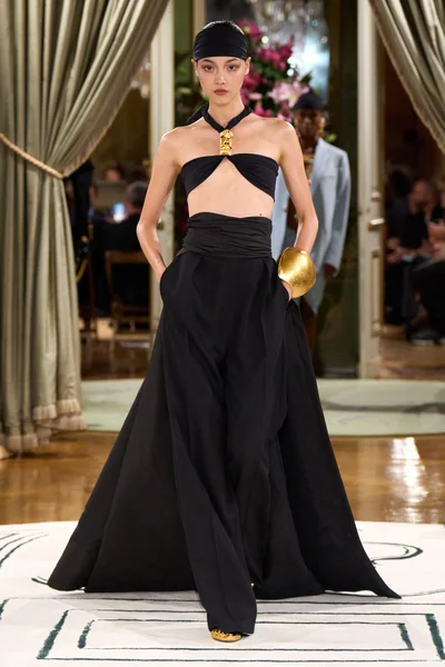 Look 5
